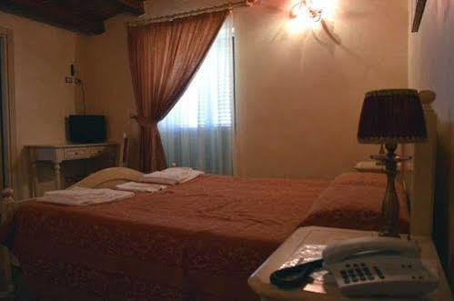 Agriturismo Monticelli Mussomeli Eksteriør billede
